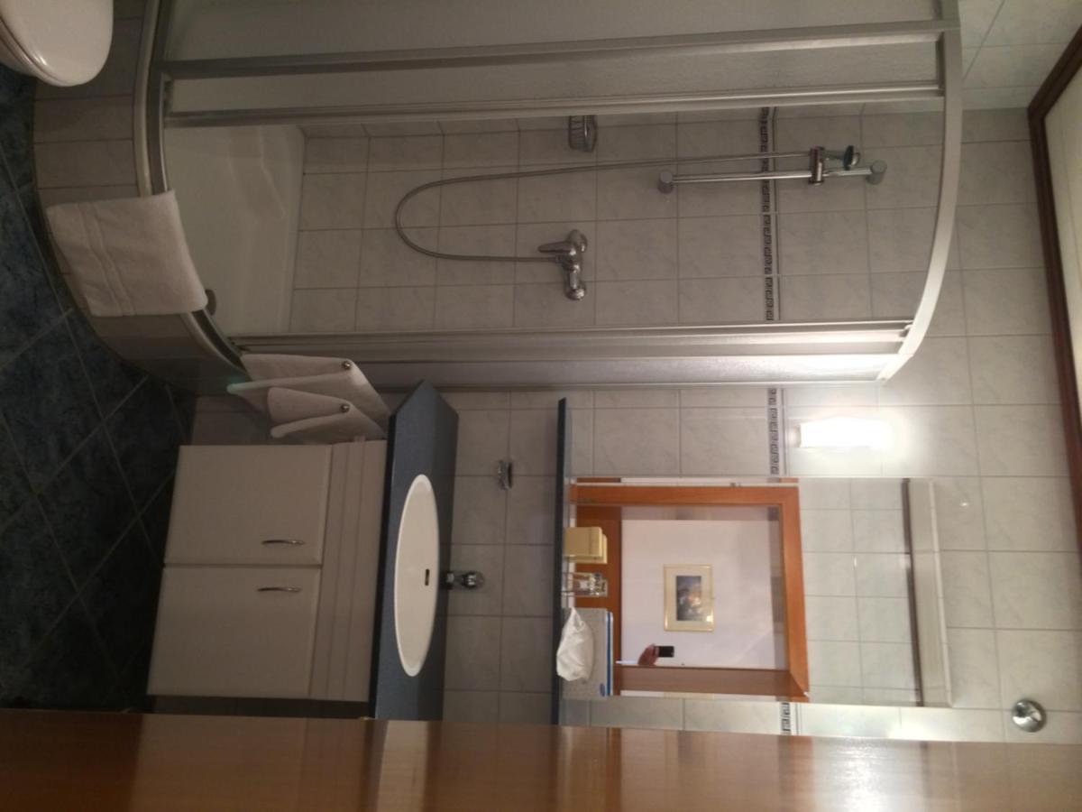 גמונדן Seehotel Schwan מראה חיצוני תמונה