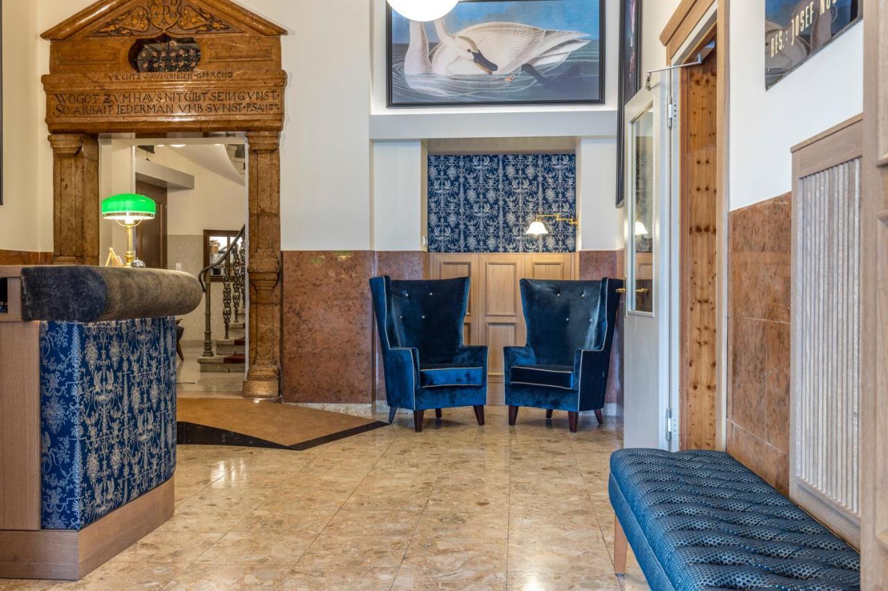 גמונדן Seehotel Schwan מראה חיצוני תמונה