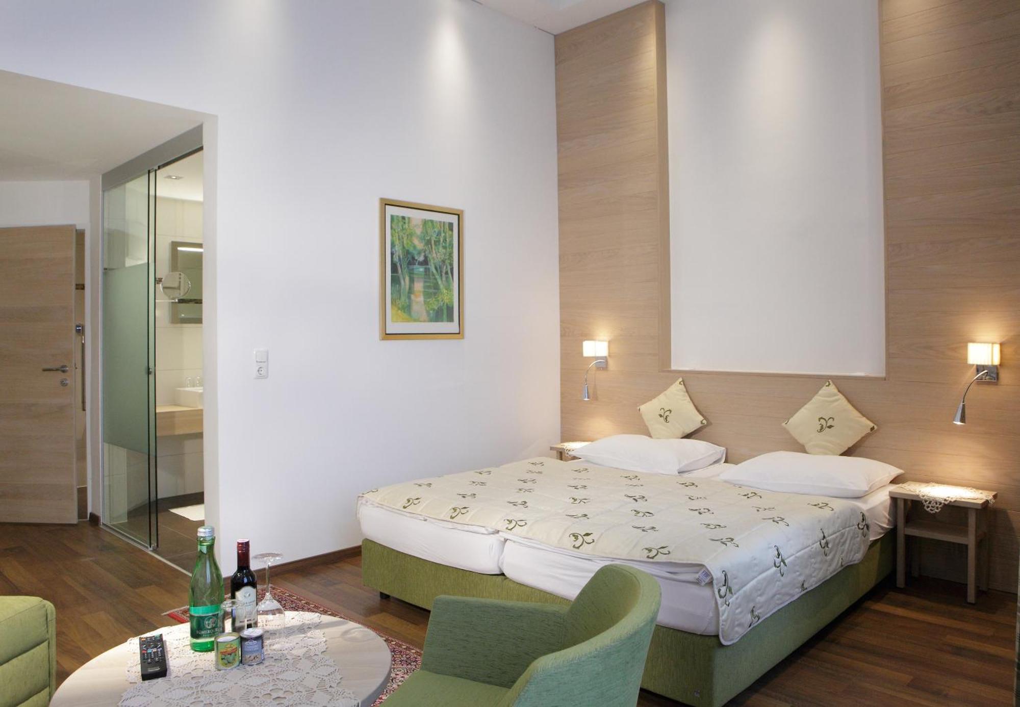 גמונדן Seehotel Schwan מראה חיצוני תמונה