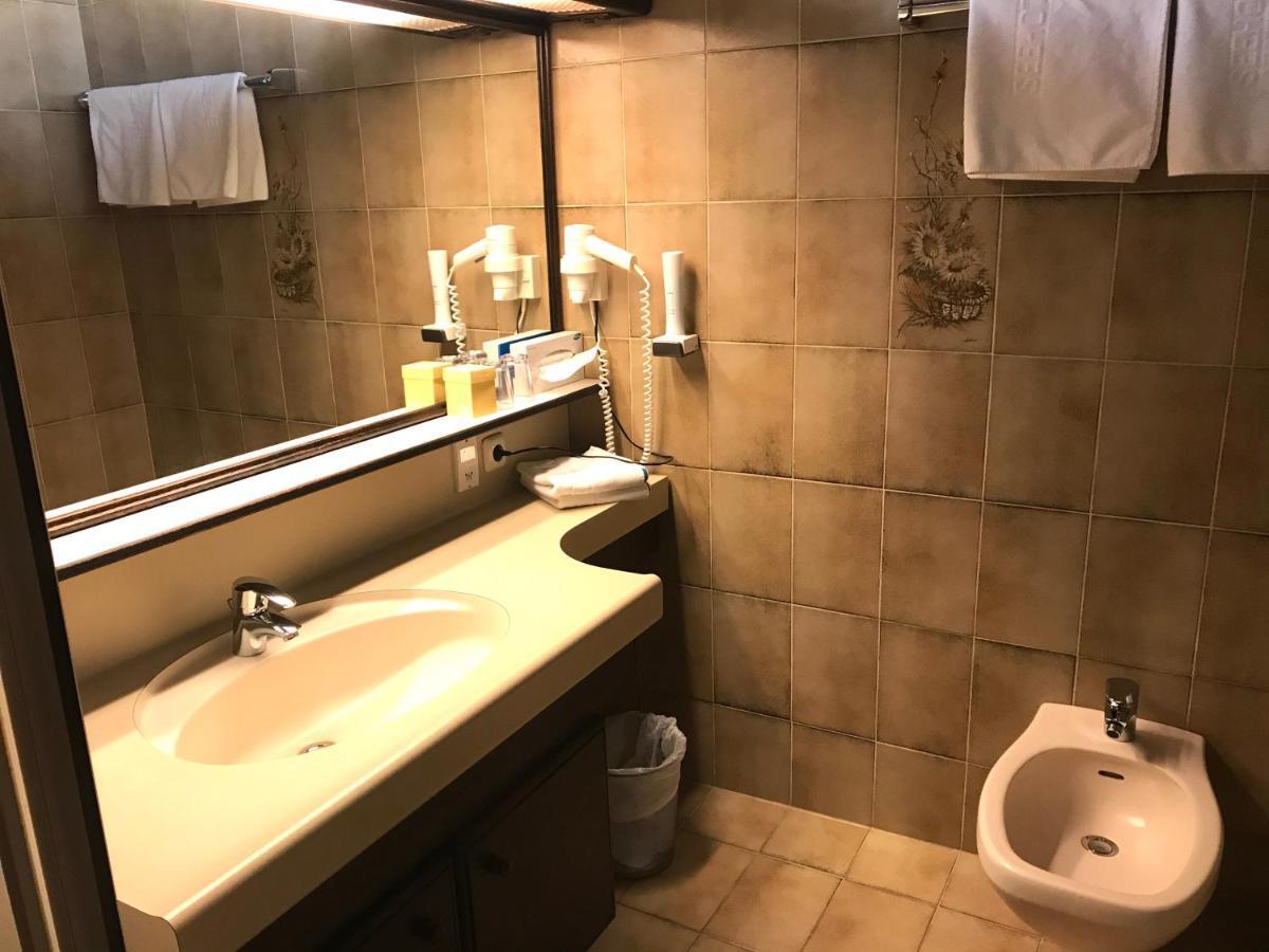 גמונדן Seehotel Schwan מראה חיצוני תמונה